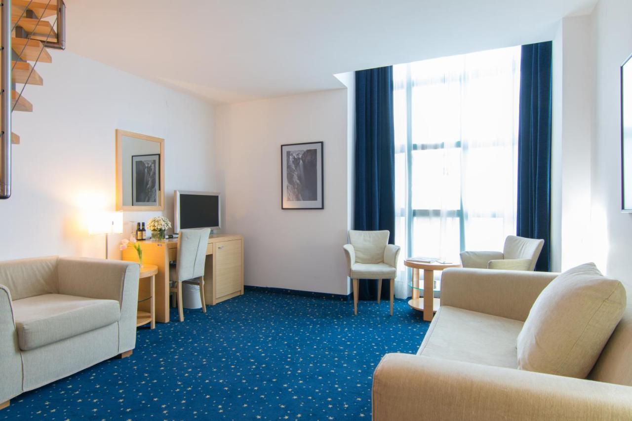 Hotel Blue Star Budva Extérieur photo